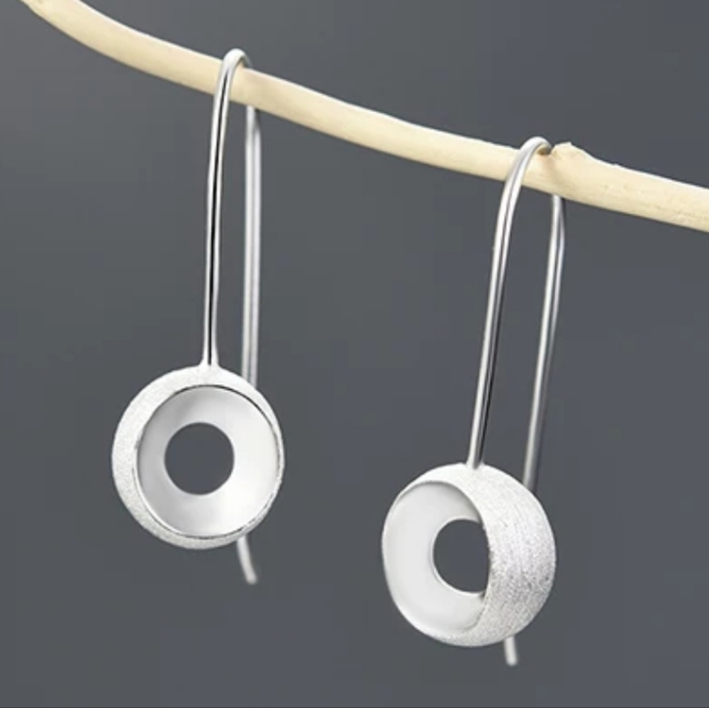 925 Sterling Silver Minimalistic Earrings